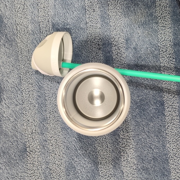 Owala 40 oz. Free Sip Insulated water bottle - Picture 7 of 7